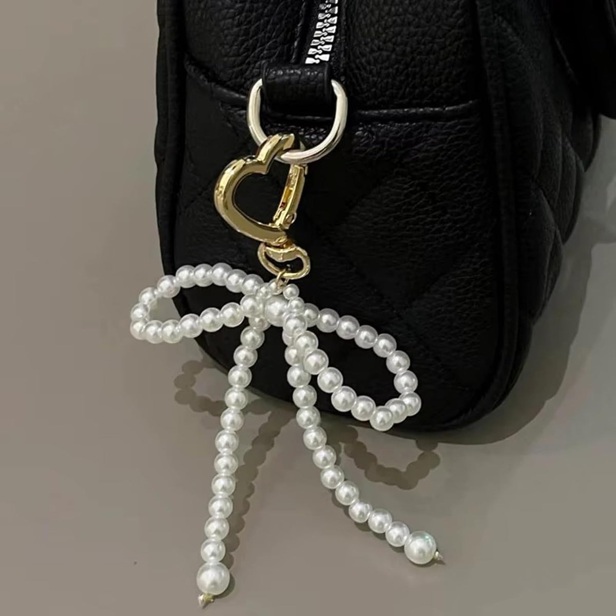Pearl Bow Bag Charm for for Handbags, Cute Pearl Keychain Purse Charms Handbag Pendant for Women Girls